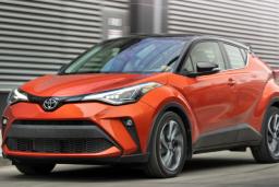 2022 Toyota C-HR Limited front left in orange